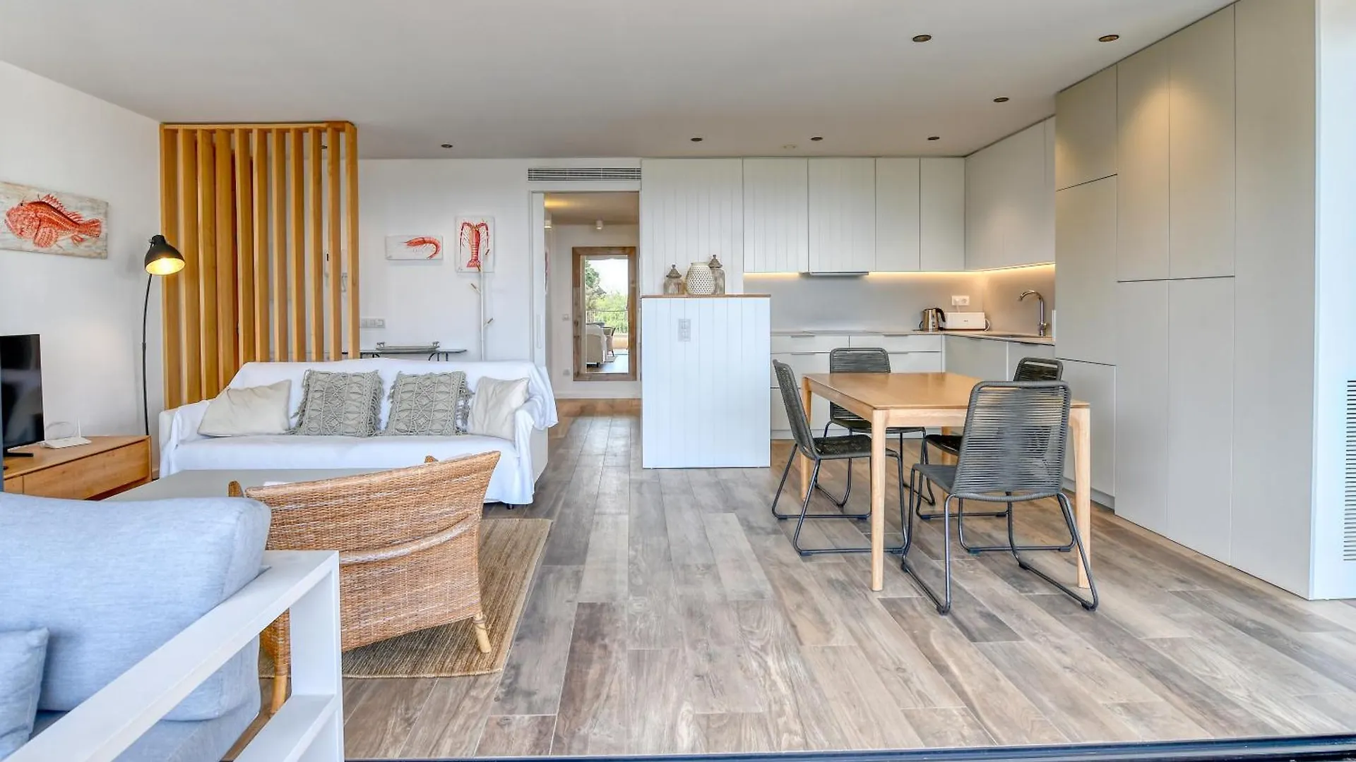 Luxury Central Apartments, Illa Blanca, Calella 칼레냐 데 팔라푸르헬